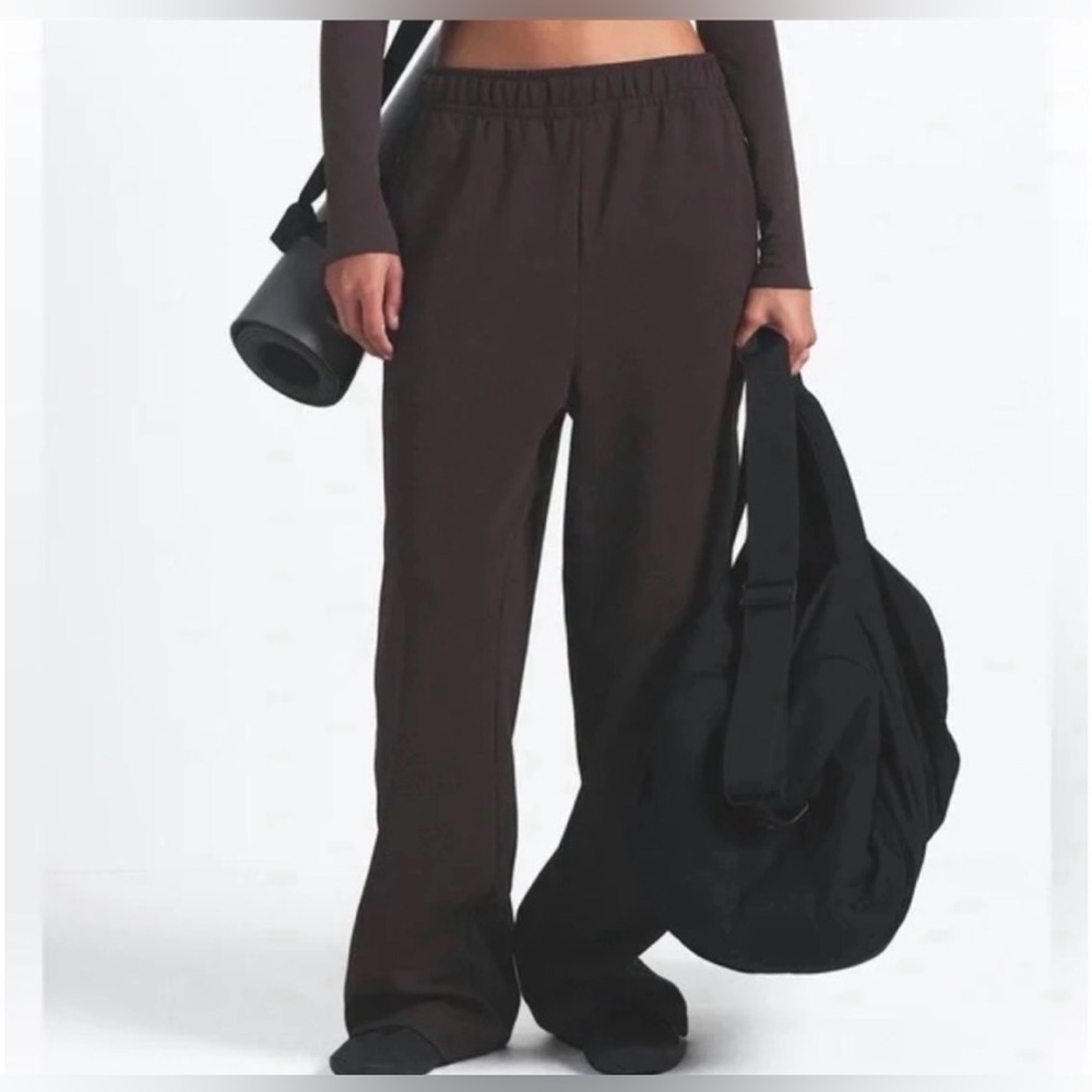 NikeSKIMS Matte Tricot - Side Snaps Pants in Dark Roast BRAND NEW SIZE XS
